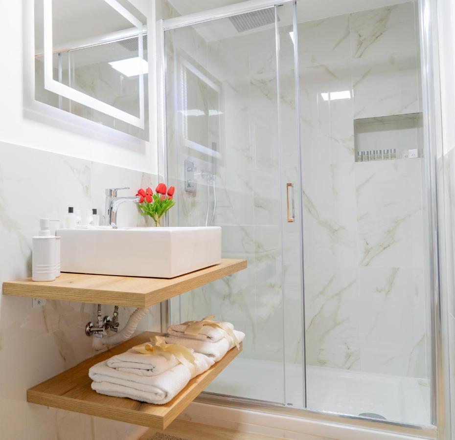 Reginella Duomo Apartment Napoli Dış mekan fotoğraf