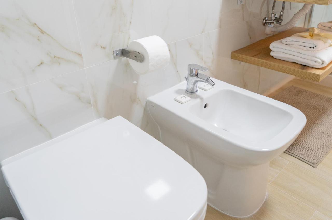 Reginella Duomo Apartment Napoli Dış mekan fotoğraf